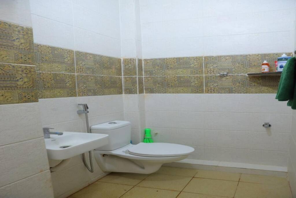 Heritage Home With 3 Bed/3 Bath With Kitchen In A Residential Neighborhood. Madurai Exterior photo